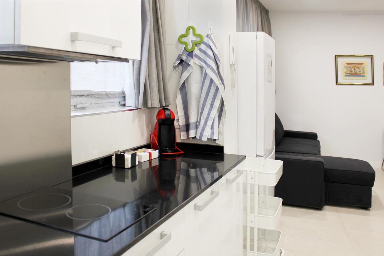 Apartamentos Funway Madrid Buitenkant foto