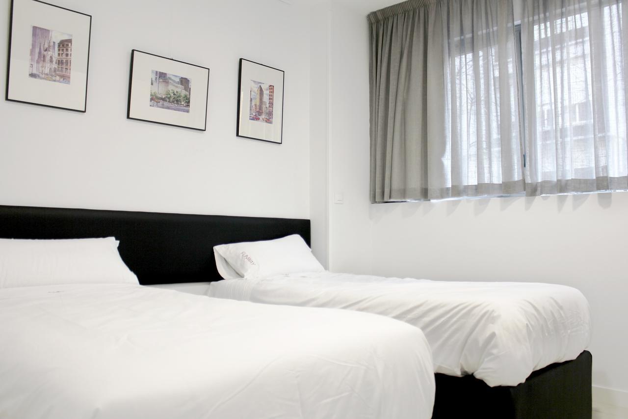 Apartamentos Funway Madrid Buitenkant foto